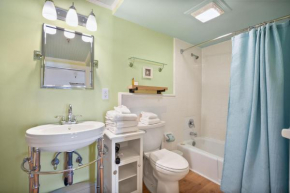 521 Sunsuite